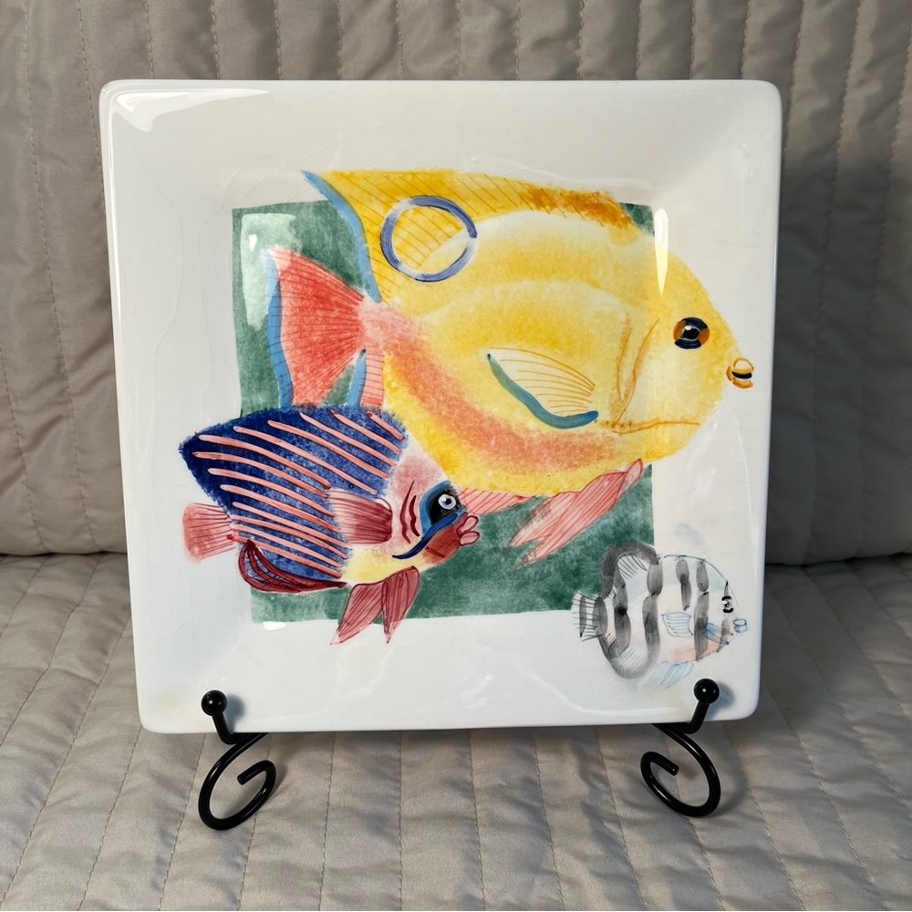 VTG SAKURA fish plate Sea Colors by Oneida Coastal ocean decor Handpainted 8 in.